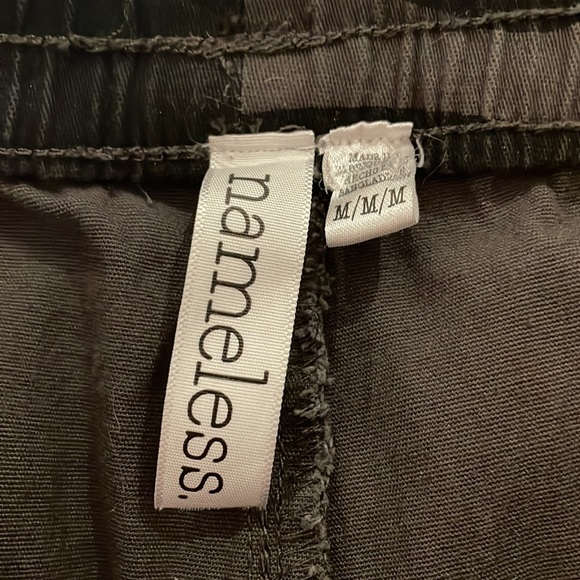 M boutique dark green camo pants 🖤💚 - Picture 6 of 7